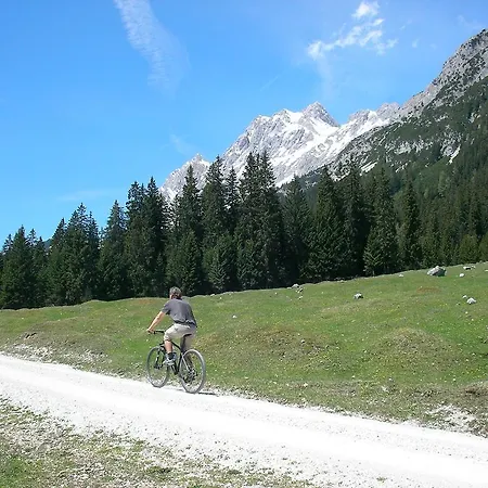 شقة Haus Hahnenhof *