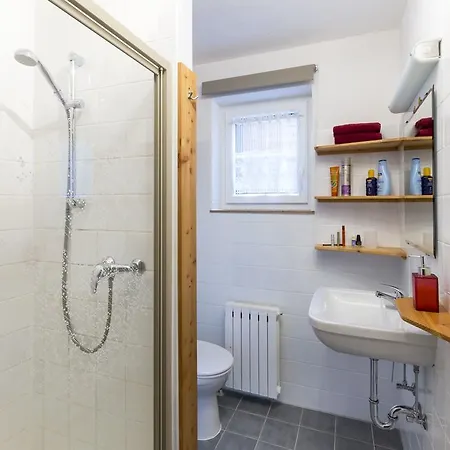 شقة Haus Hahnenhof لوتاش